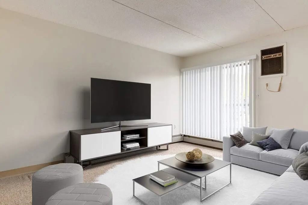 Heritage House - Photo 4 of 12