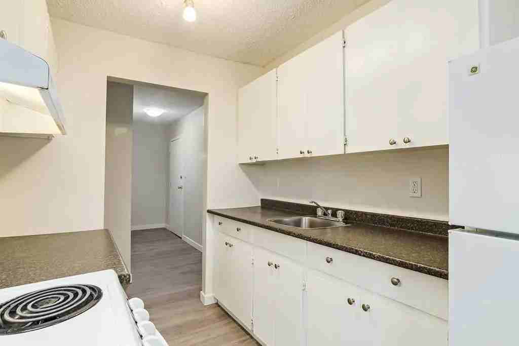 Regal Court - Photo 6 of 22