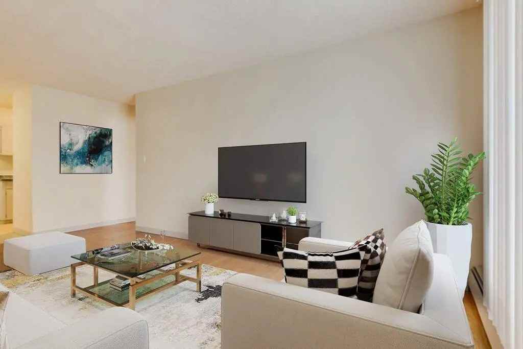 Columbian Apartments - Photo 4 of 37