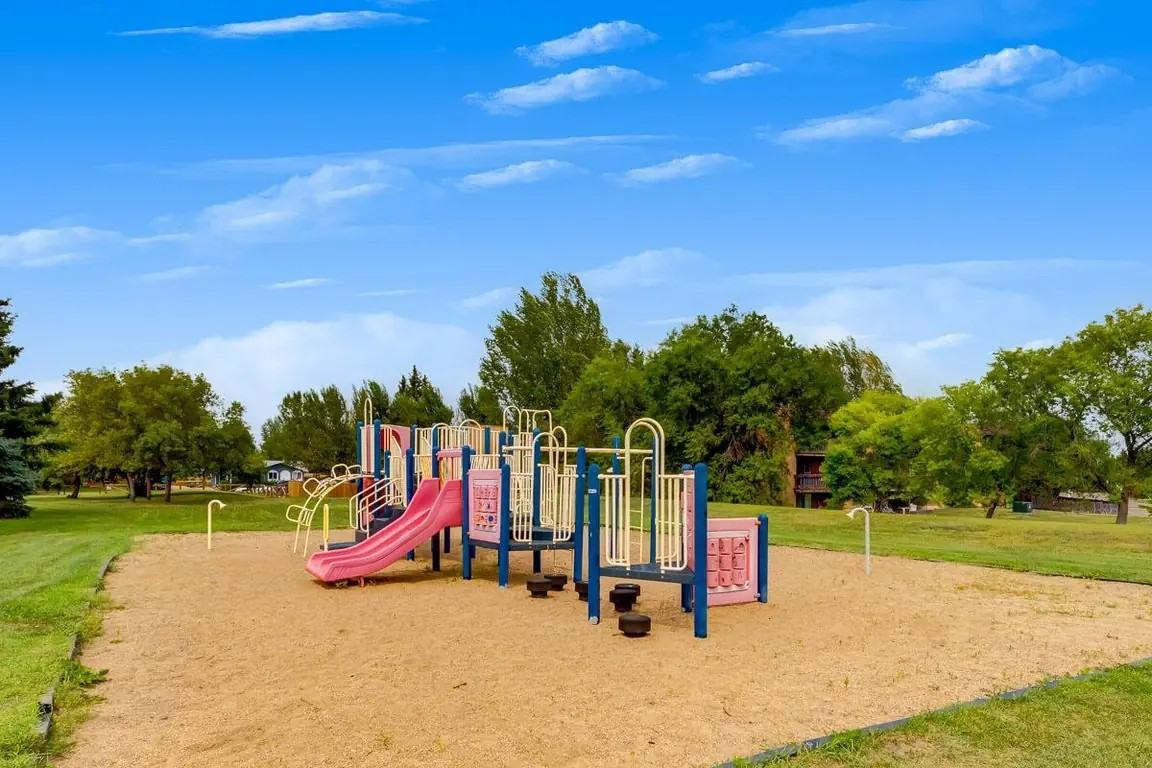 Southridge Apartments - Photo 3 of 32