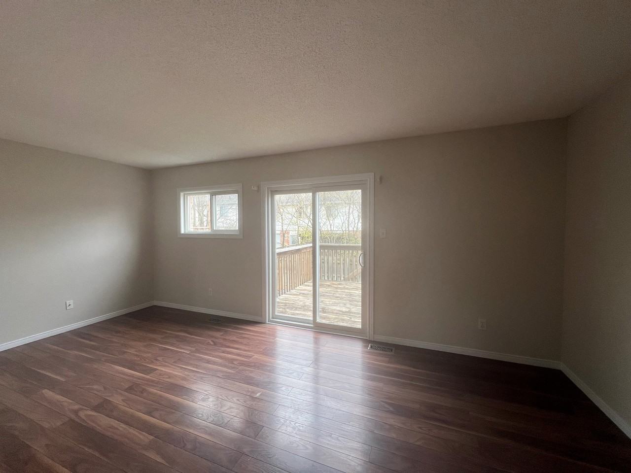 101-240 London Road - Photo 4 of 10