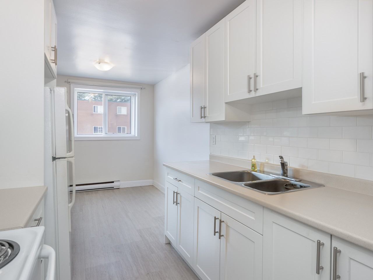 Somerset Place Apartments - Photo 6 of 25