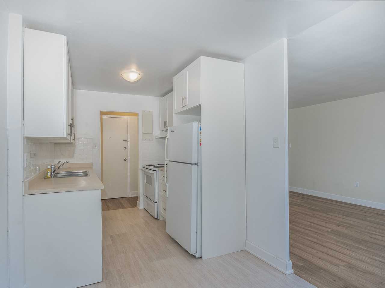 Somerset Place Apartments - Photo 7 of 25