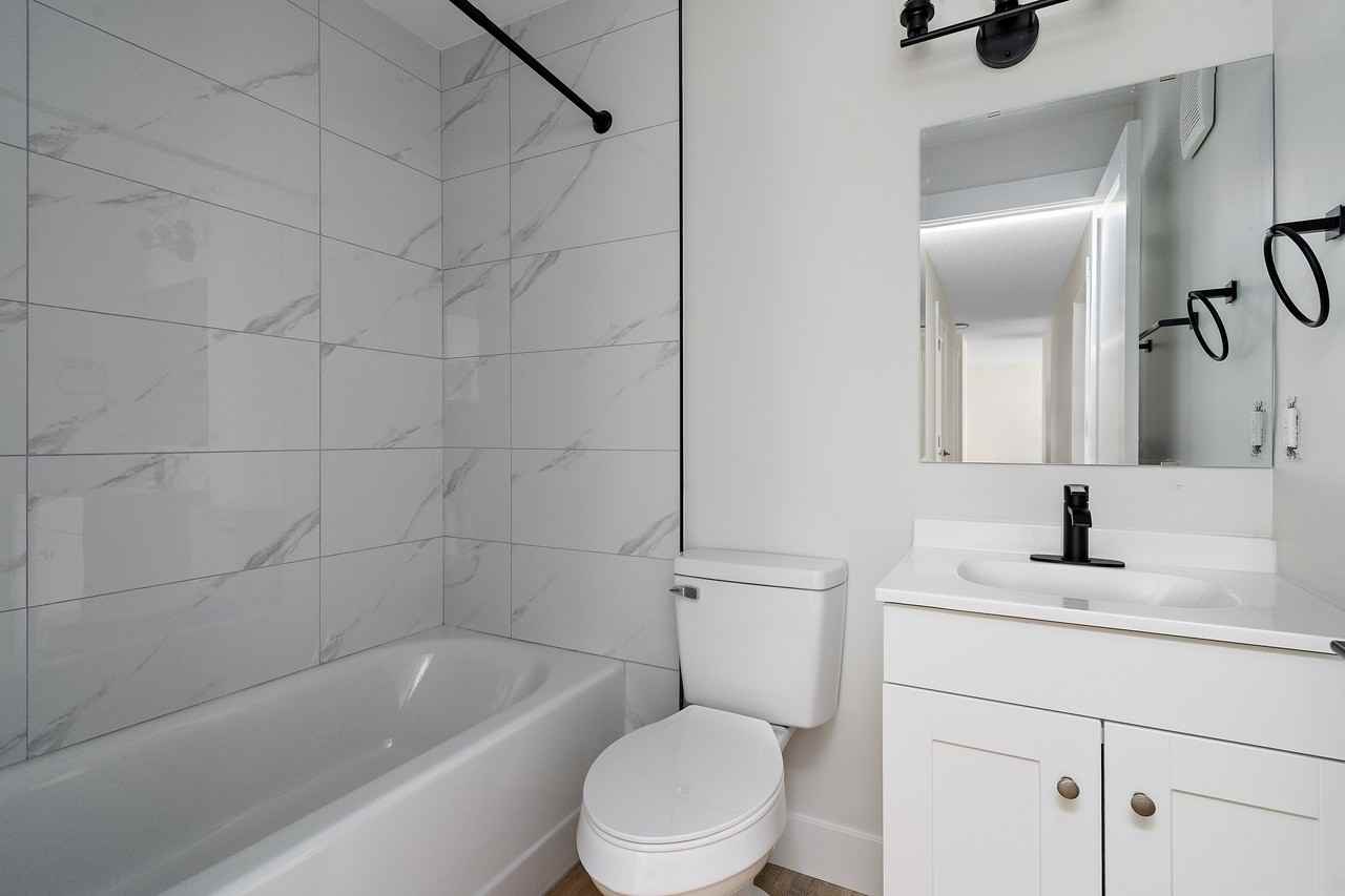 Parklane Manor Apartments – 114 Street NW - Photo 2 of 50