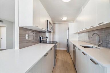 123 Bellamy Road North - Photo 4 of 18