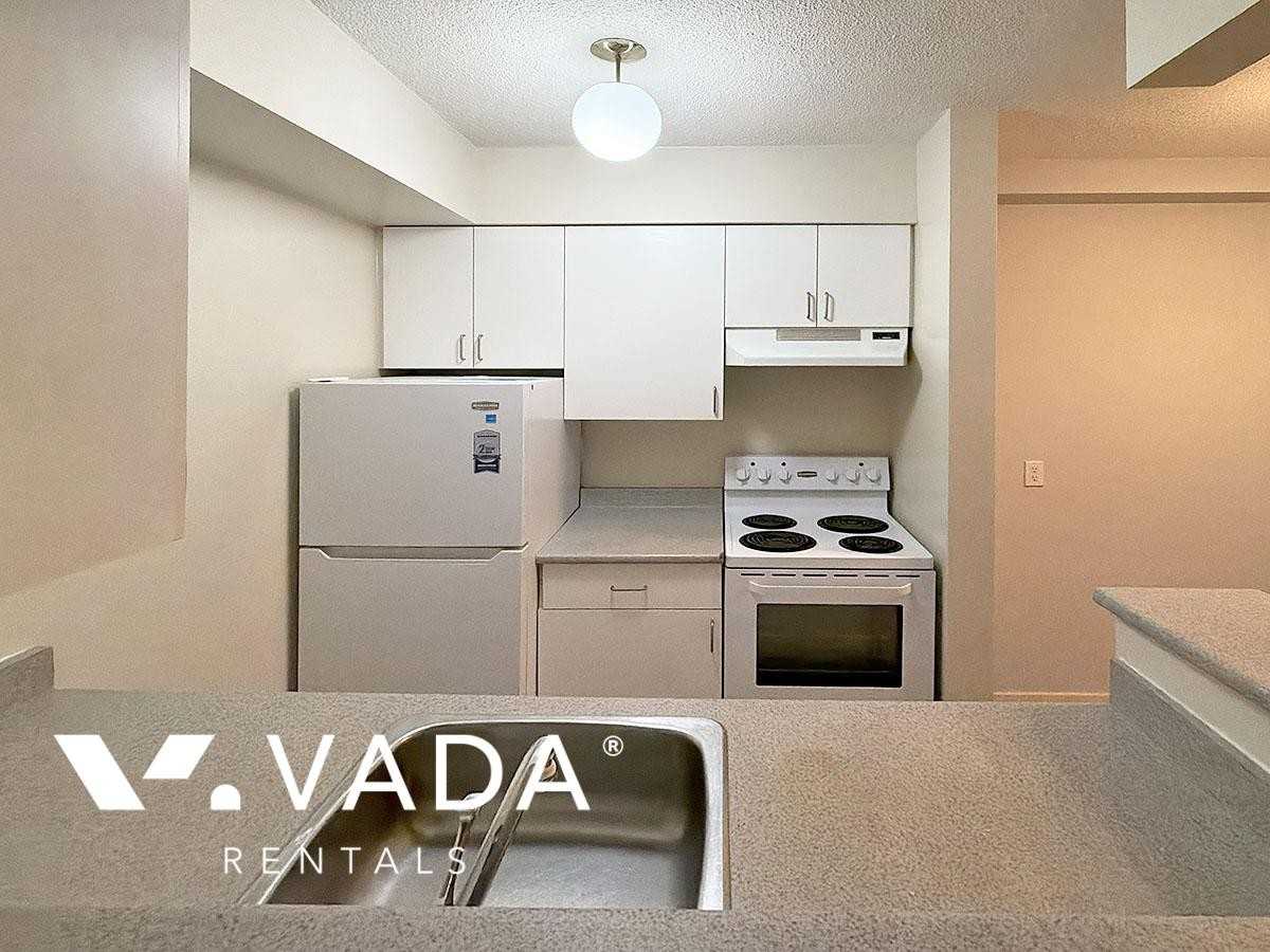 1770 Barclay St - Photo 4 of 14