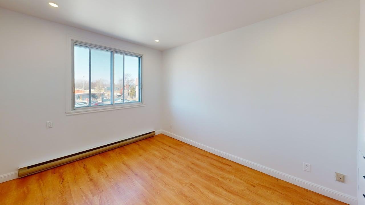 THERRIEN - Photo 3 of 8