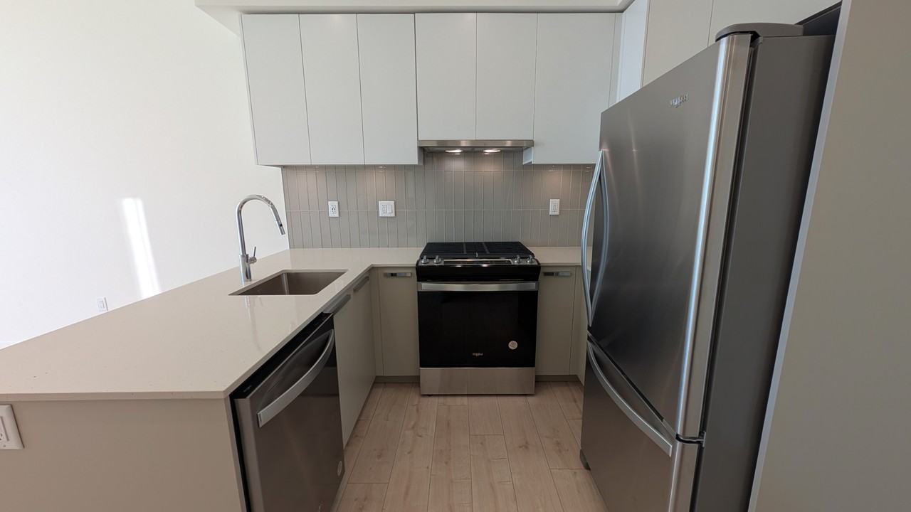 13788 76 Avenue #402 - Photo 2 of 14