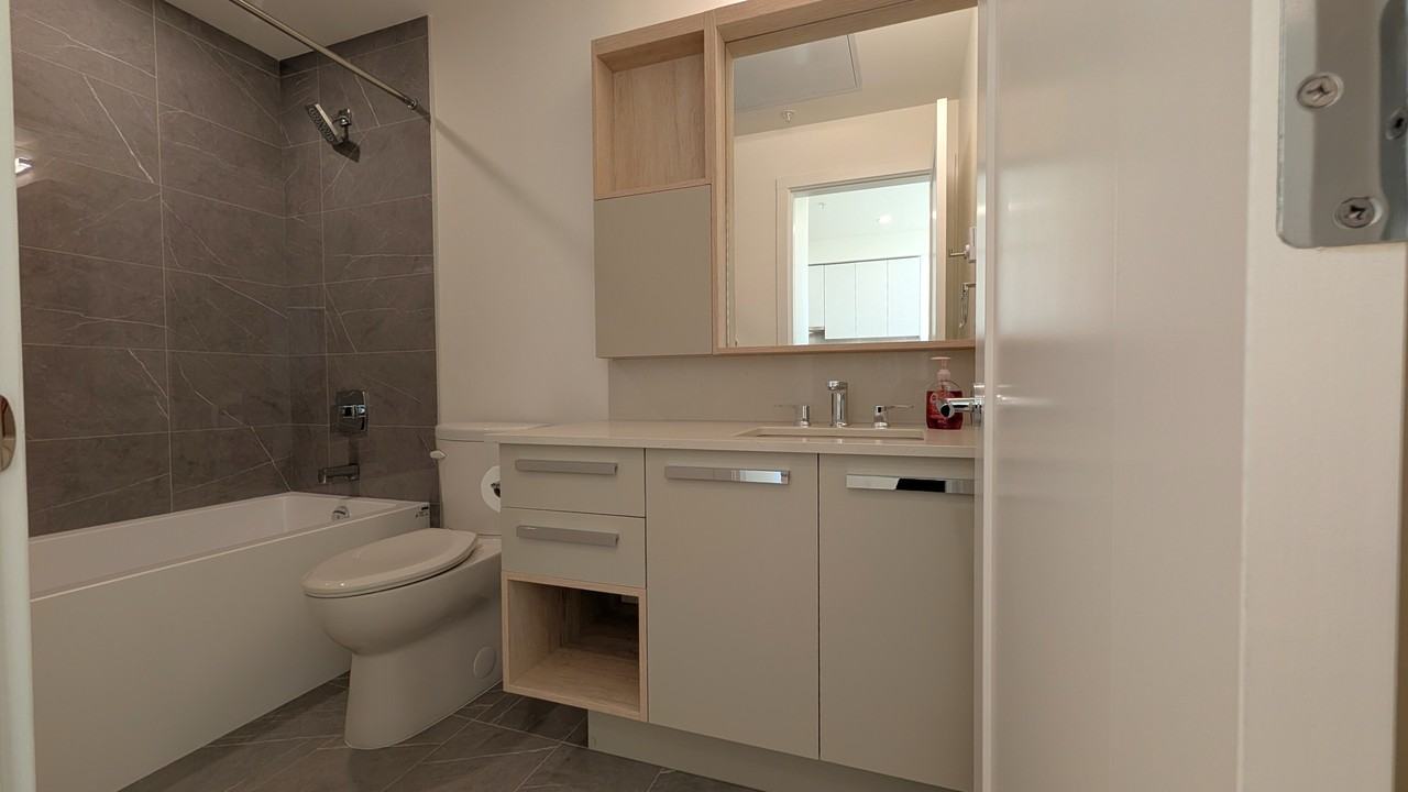 13788 76 Avenue #402 - Photo 4 of 14