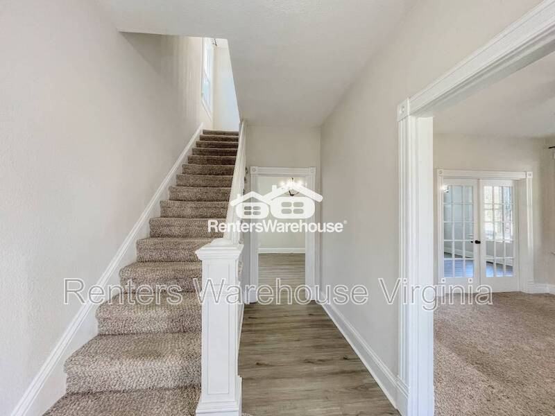 500 Maryland Ave - Photo 5 of 32