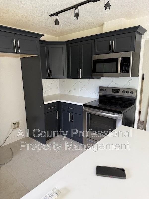 17345 Nw 18th Ave - Photo 5 of 12