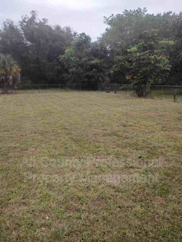 17345 Nw 18th Ave - Photo 7 of 12