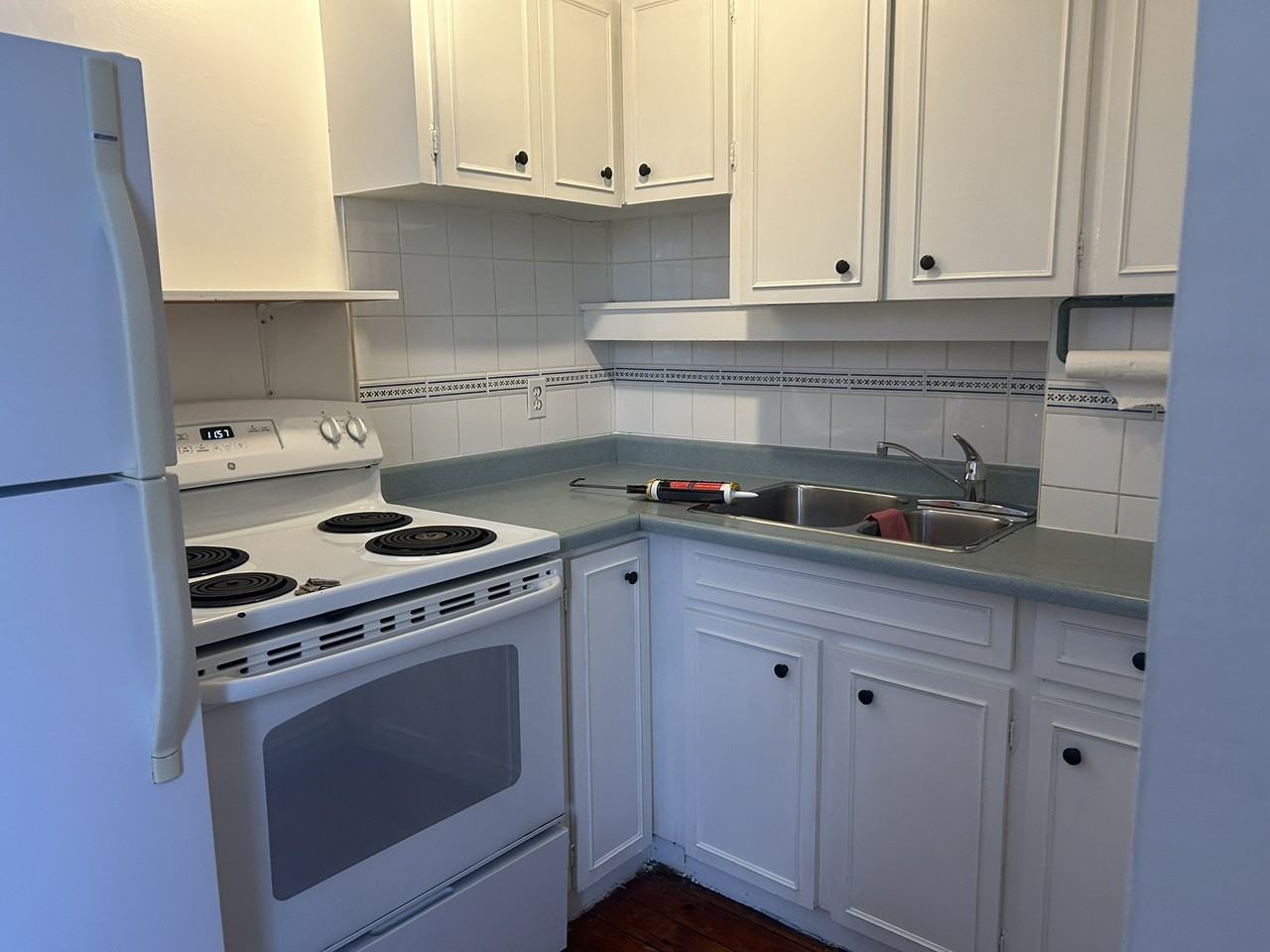 19 Albany Avenue - Photo 3 of 7