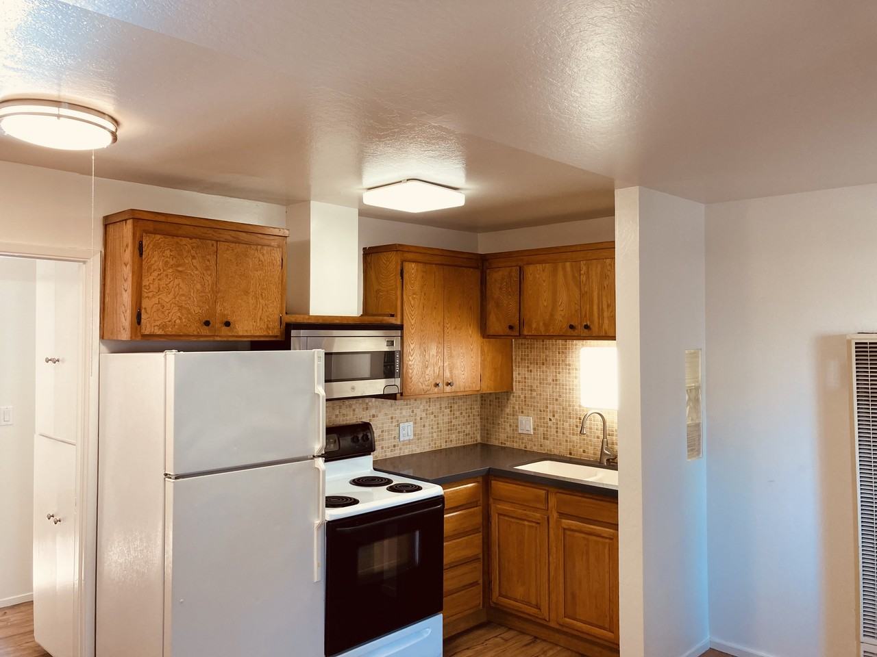 33 Elgin Park #8 - Photo 3 of 21