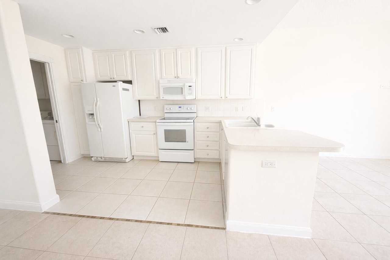 181 Waterford Drive - Photo 7 of 23