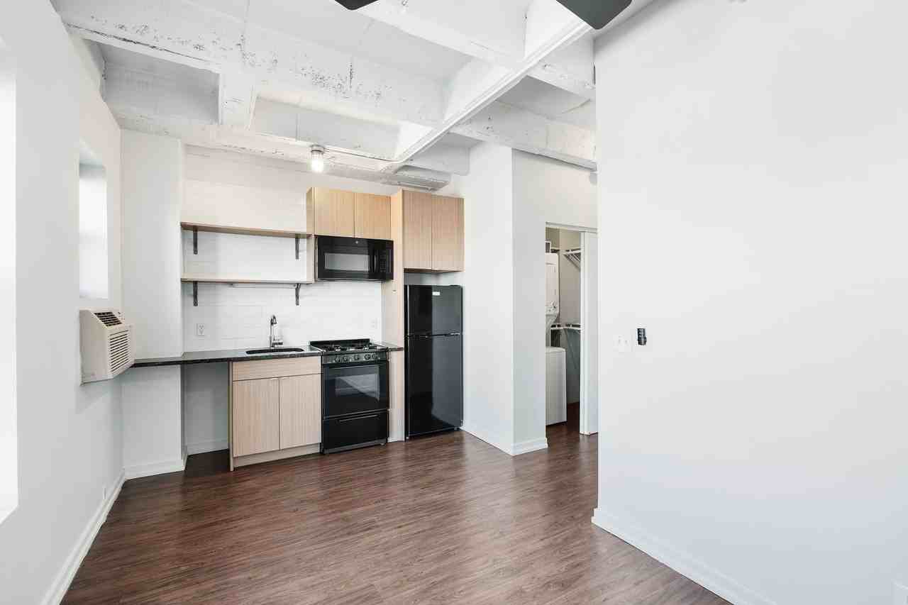 The Beacon at Wilson - Photo 4 of 23