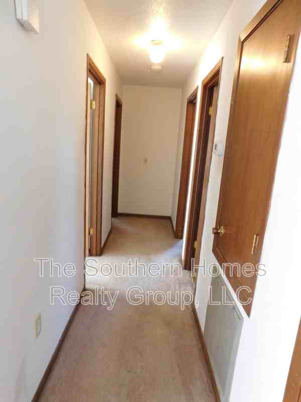 2439 U.S. - Photo 4 of 8