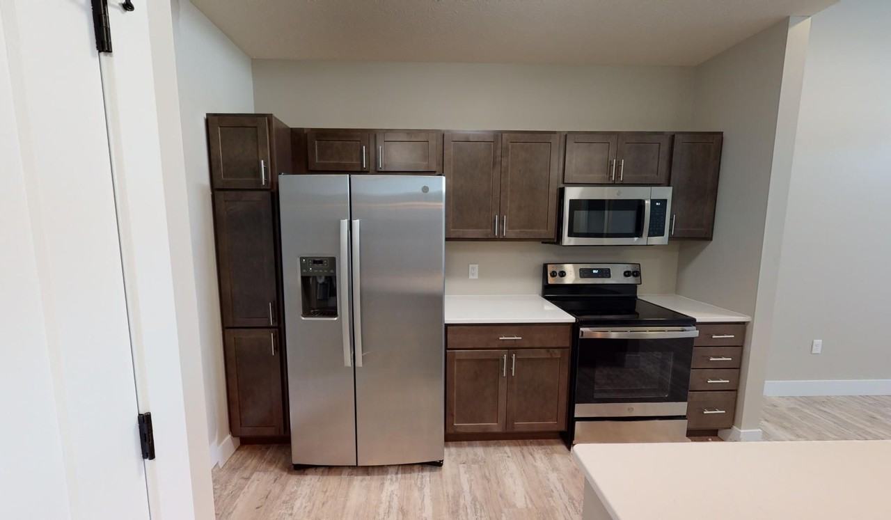 Element 30 Apartments - Photo 7 of 32