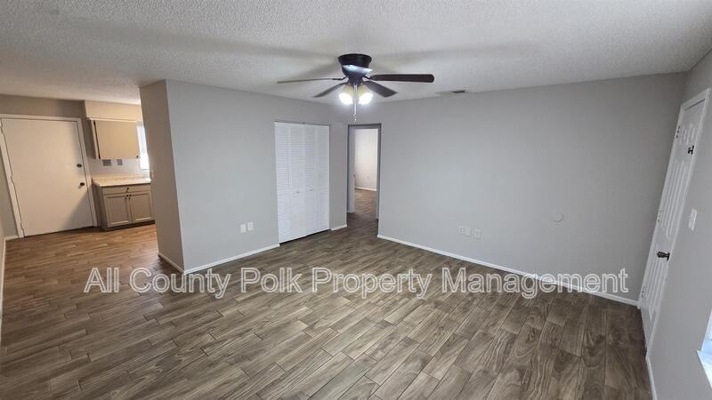 1342 Reynolds Rd - Photo 4 of 12