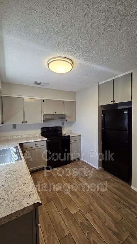 1342 Reynolds Rd - Photo 6 of 12