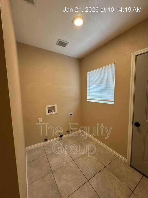 1142 Van Dorsten Ave - Photo 7 of 13