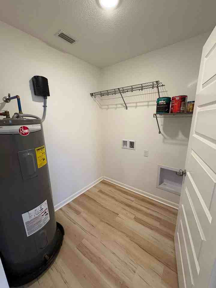 6102 Edith Stephens Dr #B - Photo 3 of 7