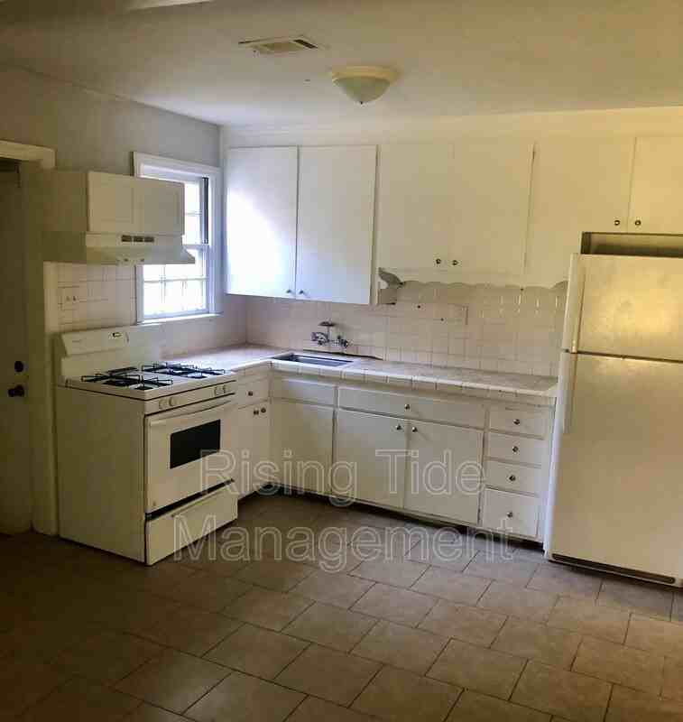 2401 Chestnut St - Photo 5 of 5