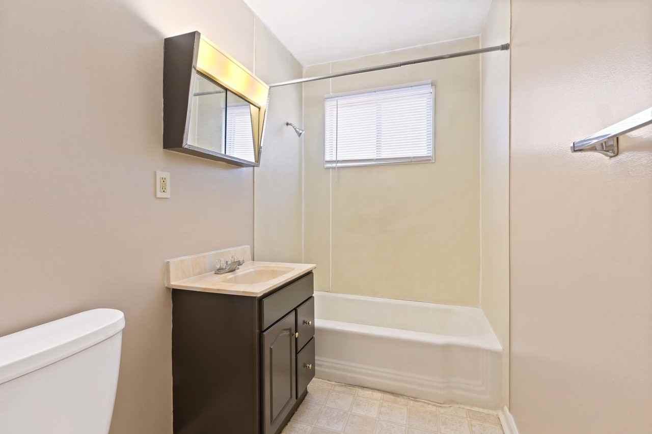 Bluestem Apartments - Photo 4 of 11