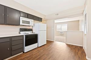 featured image of 1309 E 11th Ave