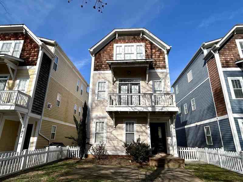 1920 Lela Ave - Photo 2 of 36