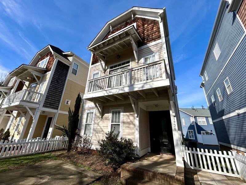 1920 Lela Ave - Photo 3 of 36