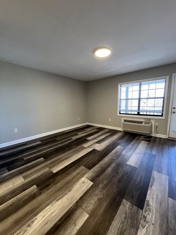 581 Starlight Dr #22 - Photo 2 of 5