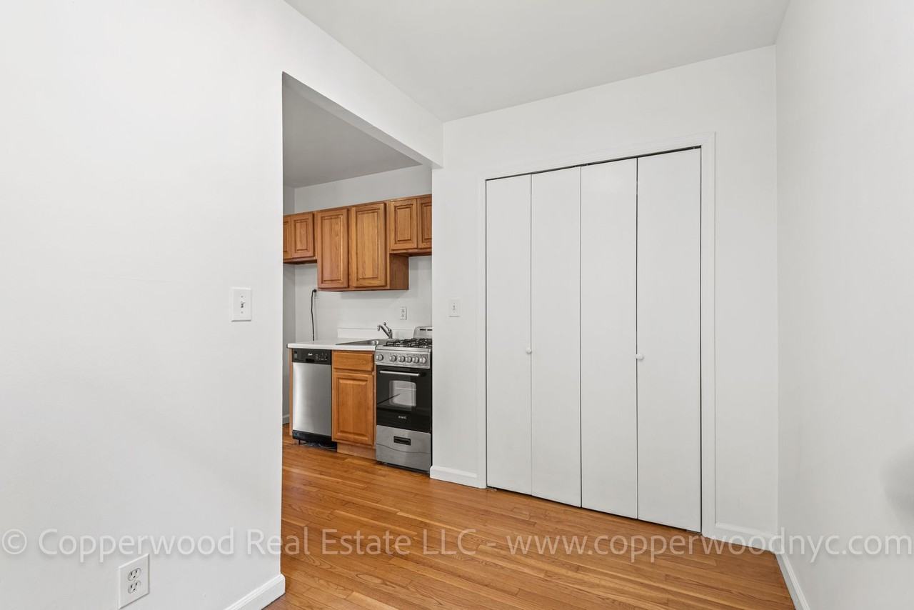 402 East 78th St - Photo 7 of 12