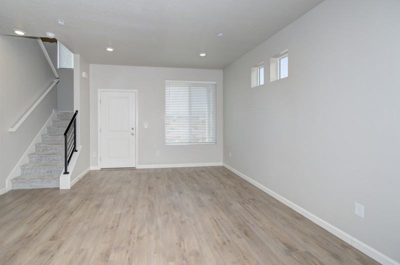 63 N Veranda Ct - Photo 3 of 22