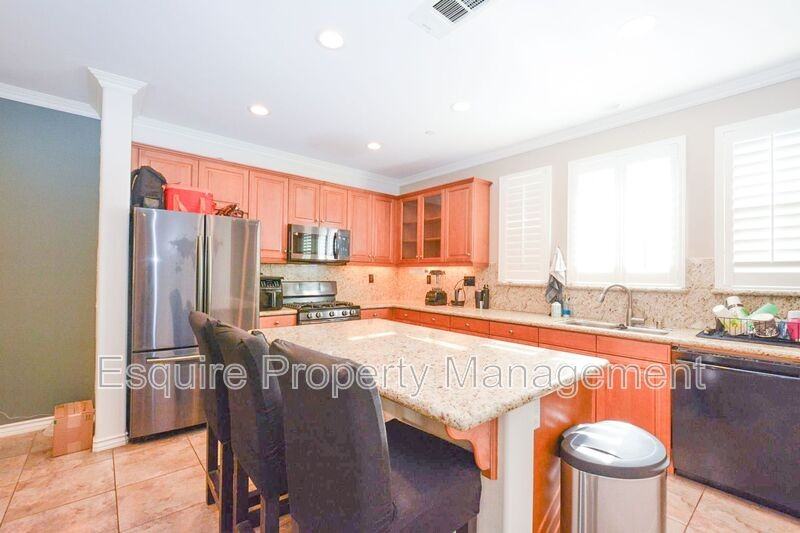 4523 Via Del Sol - Photo 6 of 22