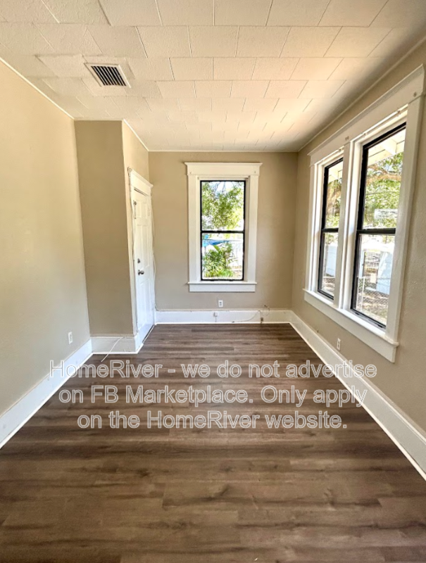 509 27th Ave S - Photo 2 of 21