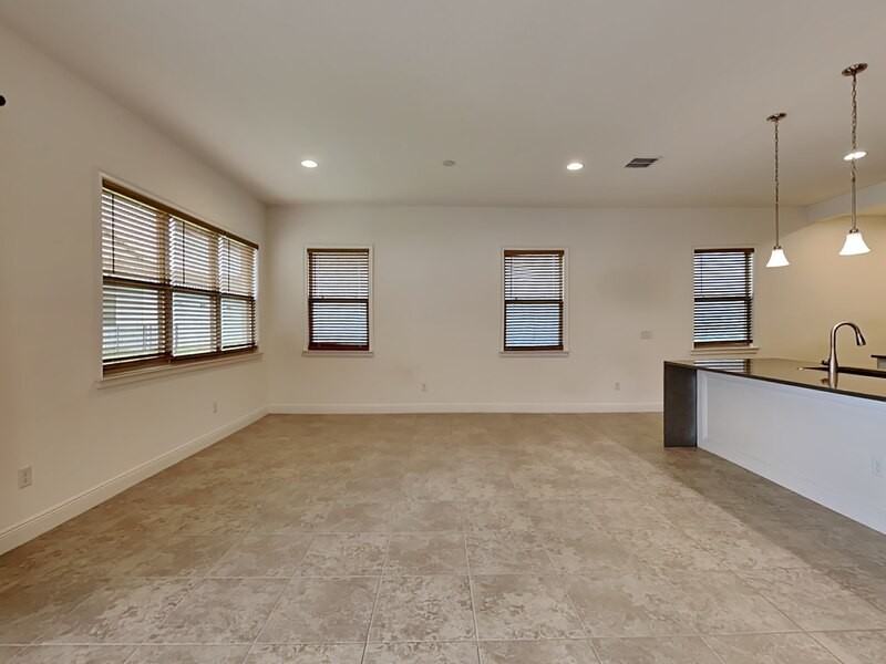 13219 Oakenshaw Ln - Photo 7 of 28