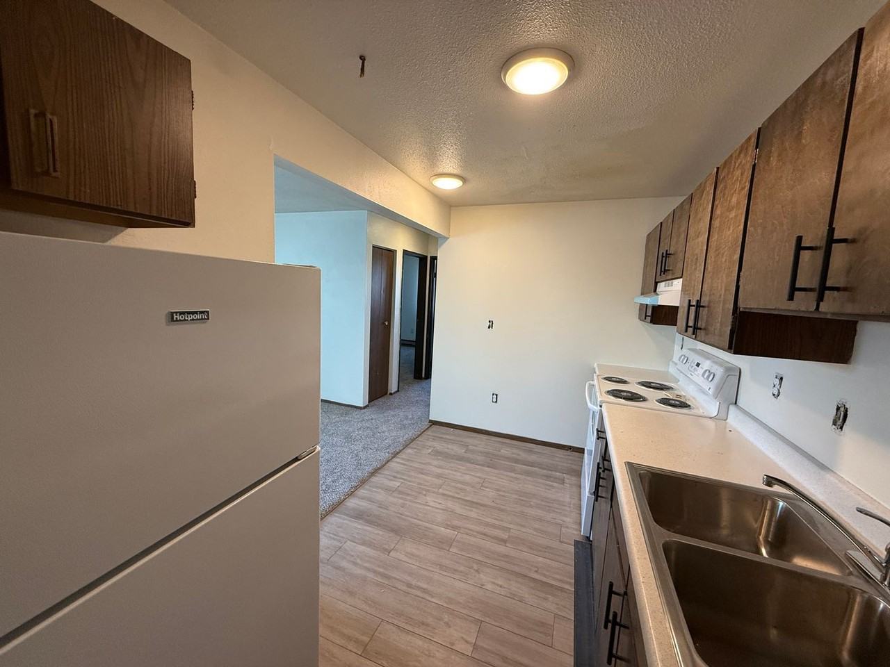 The Villa May 2 - Photo 3 of 16