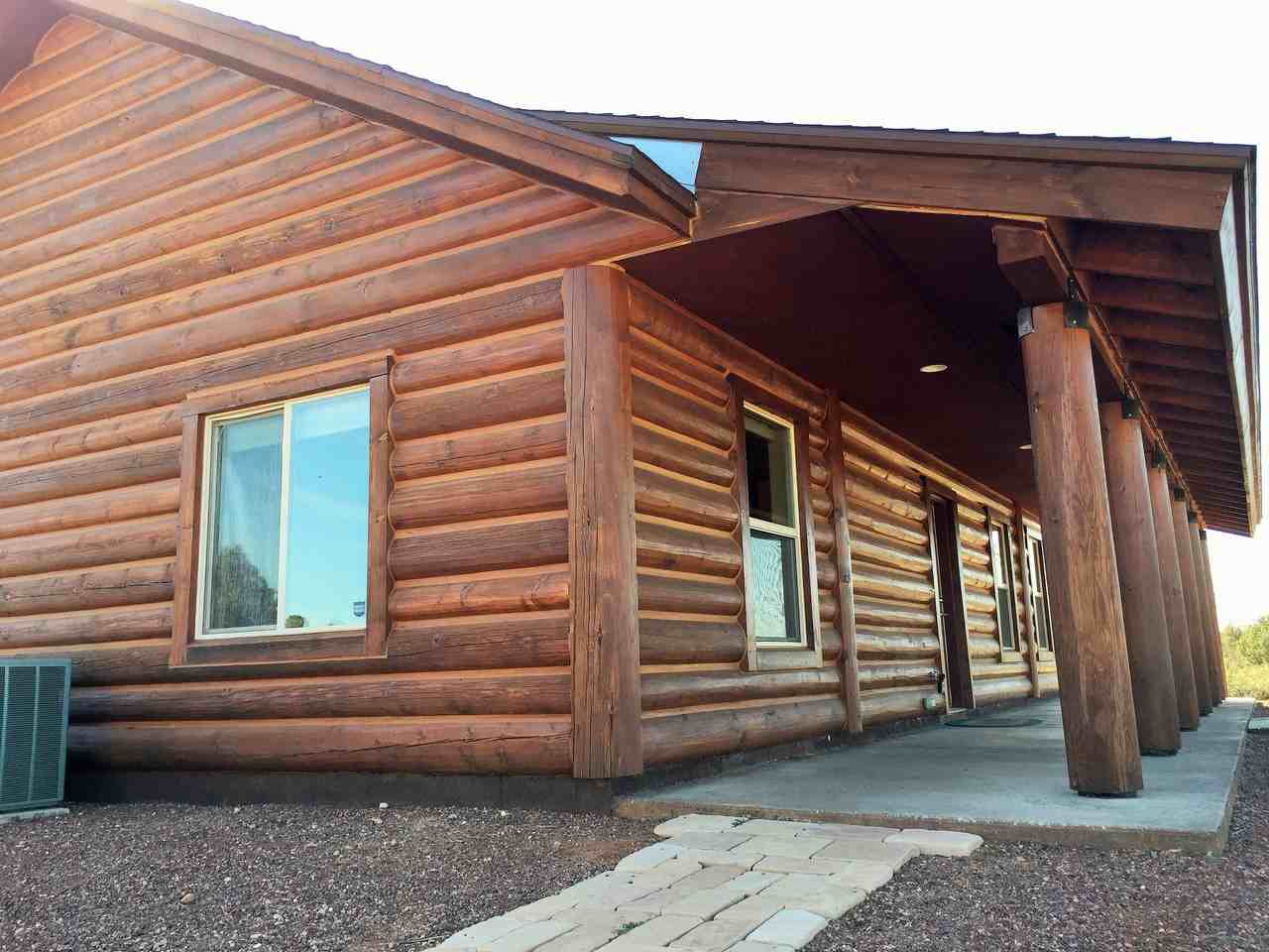 15220 N Brenda Rd - Photo 2 of 17