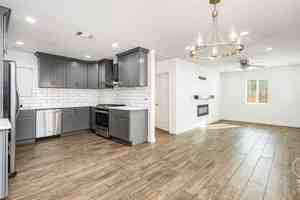 featured image of 7401 Valaria Dr