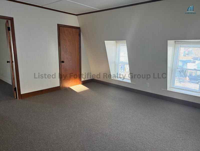 825 Plymouth Ave #3 - Photo 5 of 8