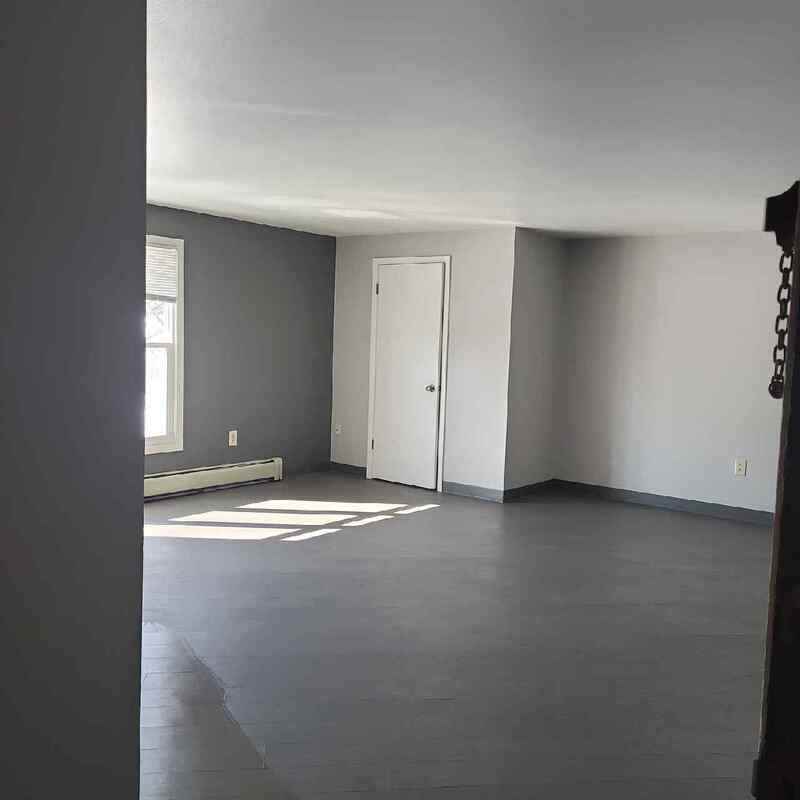 401 S Van Buren St - Photo 4 of 9