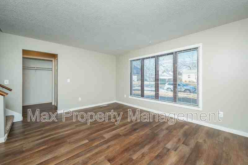 3917 Sw 3rd St - Photo 3 of 18