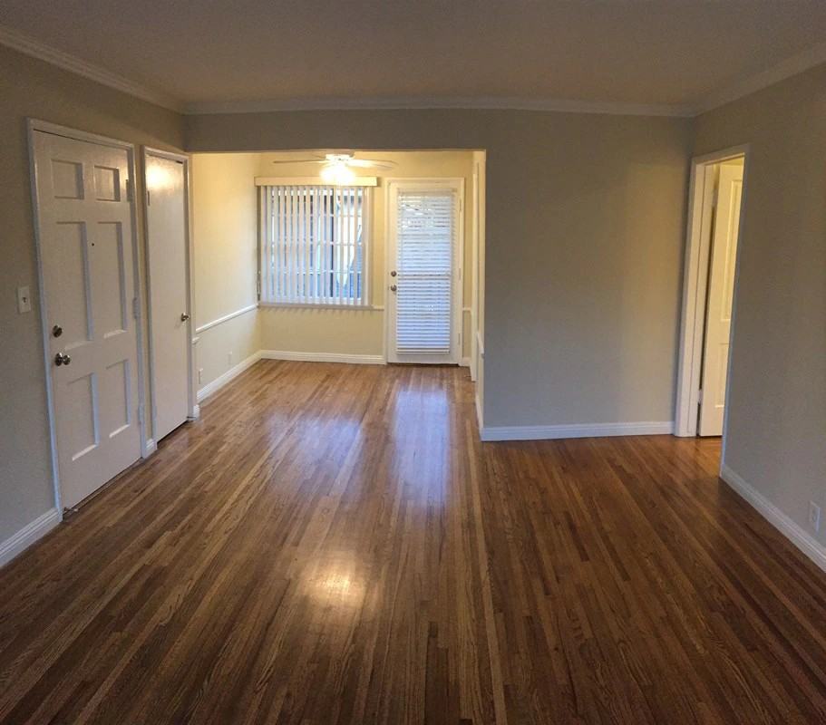 300-322 N. Hollywood Way - Photo 5 of 27