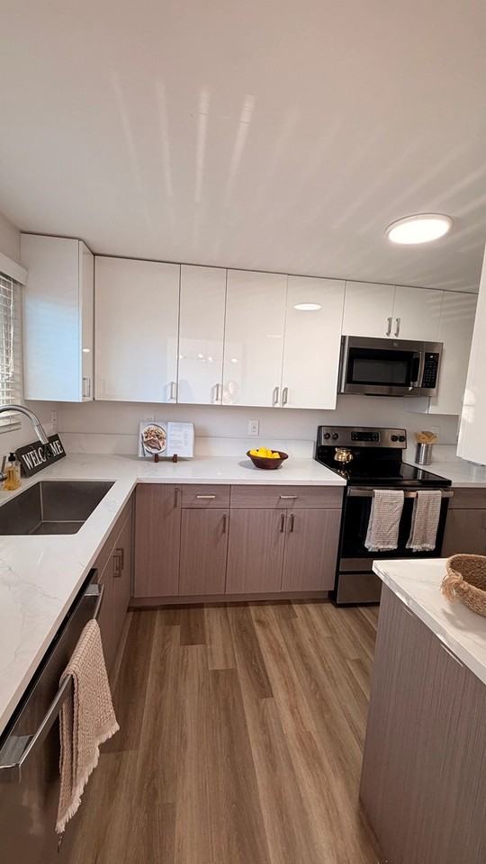 Barbara Collection - Photo 7 of 50