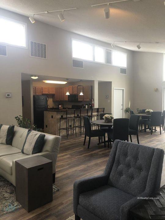 Sutters Mill Apartments - Photo 4 of 18