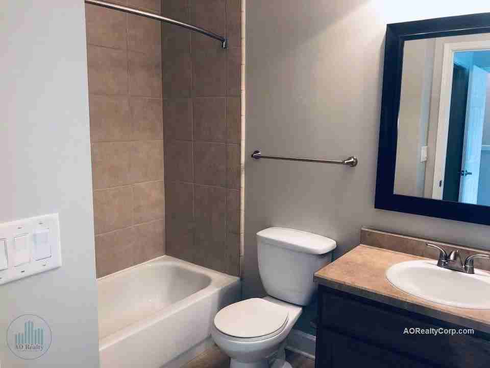 The Villas at Londontown - Photo 7 of 50