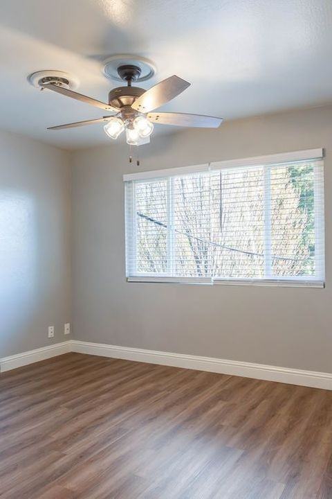 Lassen Place Apartments - Photo 6 of 9