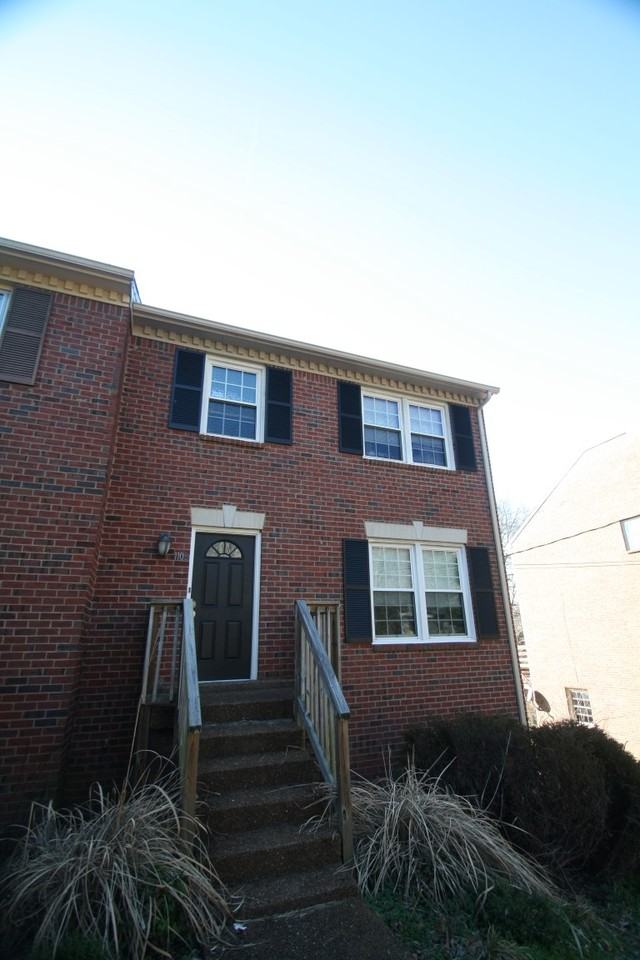 1108 Oakway Ct - Photo 3 of 18