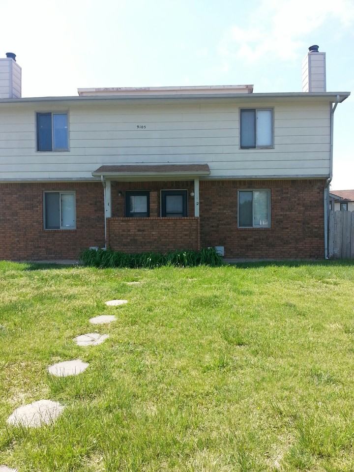 9105 W Westlawn St #3